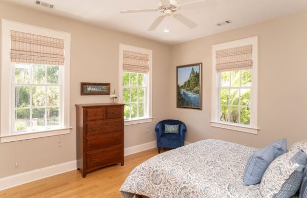 Horseshoe Manor - Image 34
