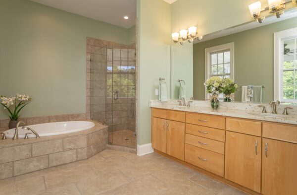 Horseshoe Manor - Image 51