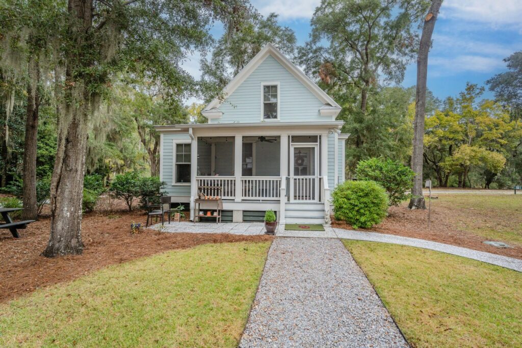 DSC09543-1-SMALL-scaled