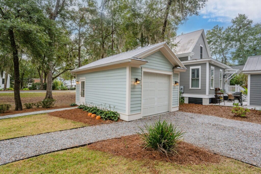 DSC09558-1-SMALL-scaled