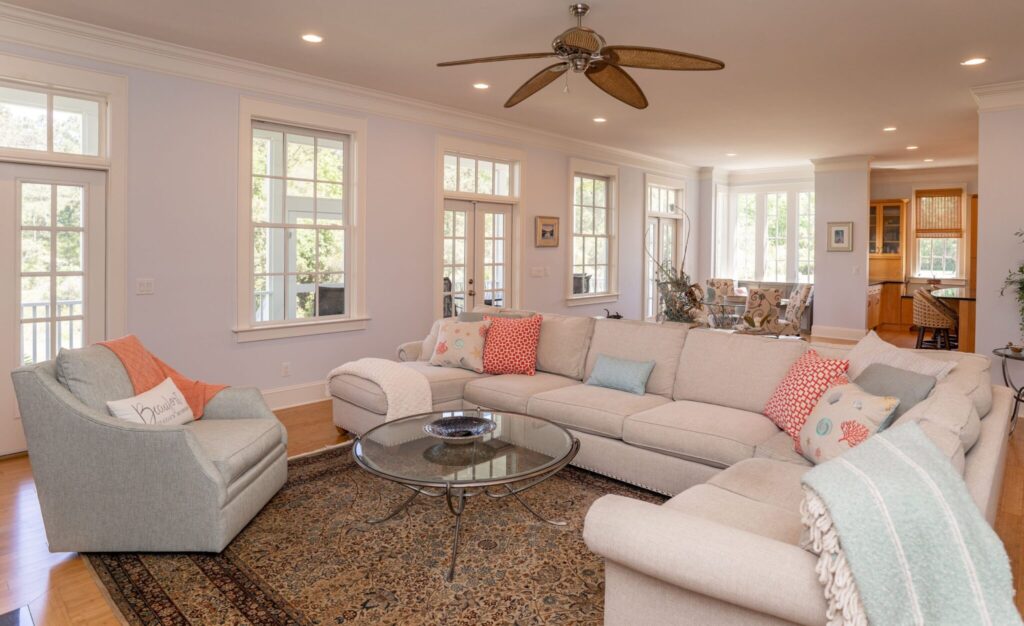 DSC09560-SMALL-scaled