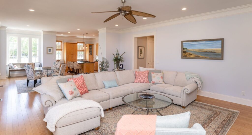 DSC09562-SMALL-scaled