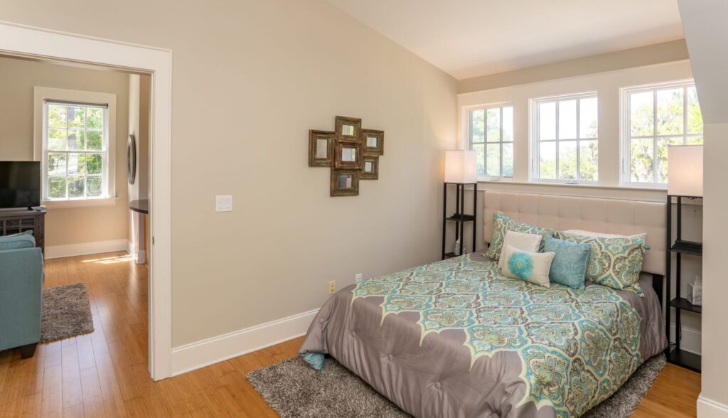 DSC09641-SMALL-scaled