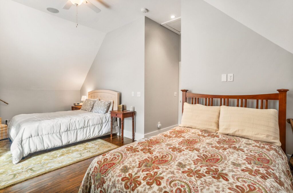 DSC09736-115-SMALL-scaled