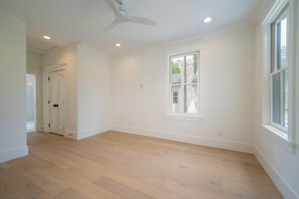 Overlook I (20313) - Image 6