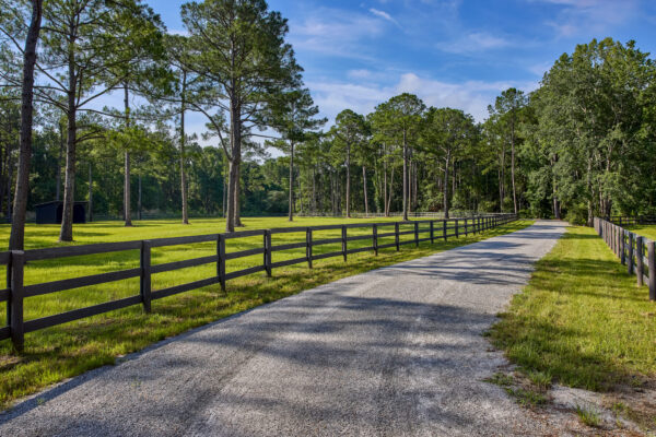 Aiken Horse House (17100) - Image 12