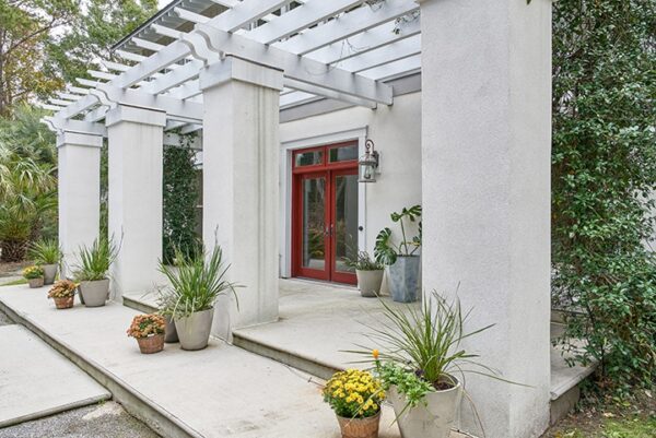 Spring House - Image 7