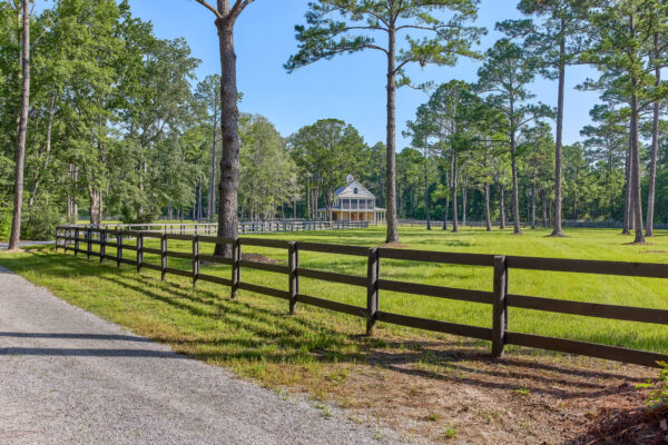 Aiken Horse House (17100) - Image 17