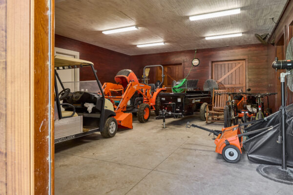 Aiken Horse House (17100) - Image 31