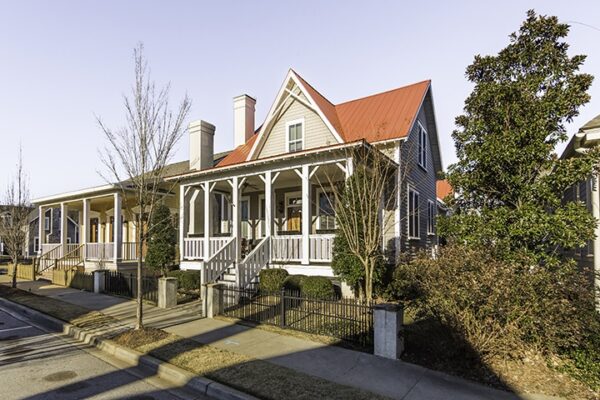 Augusta Avenue - Image 5