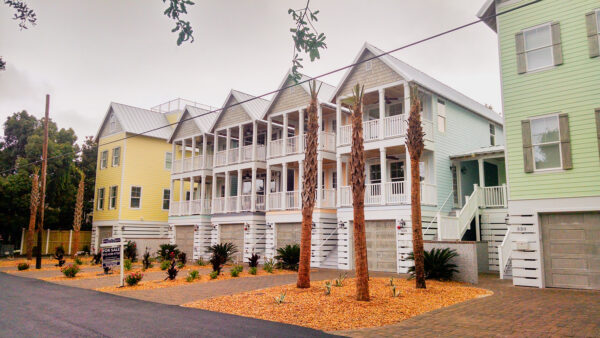 Stones Throw Townhouse - Image 4
