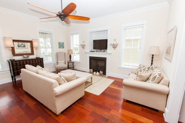 Parrot Creek Cottage - Image 2