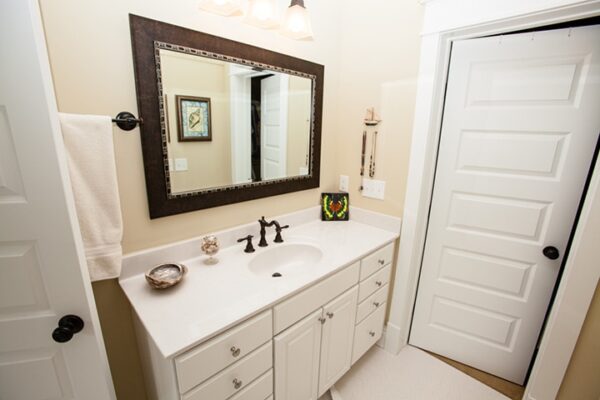 Parrot Creek Cottage - Image 8
