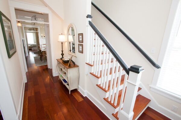 Parrot Creek Cottage - Image 15