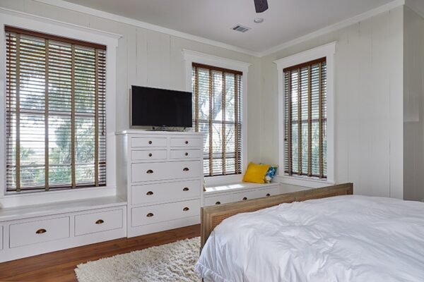 Spring House - Image 35