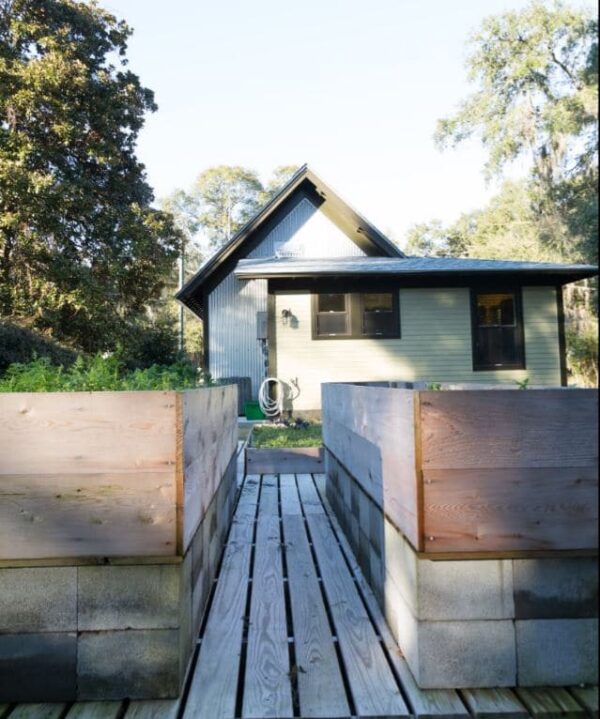 Paul's Palace (13110) - Image 2
