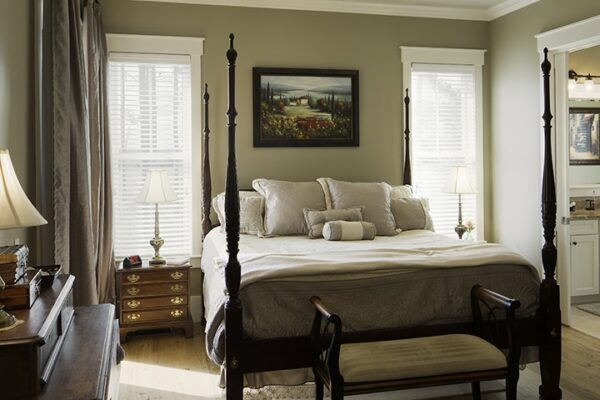 White Hall - Image 5