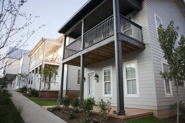 18202-R3 - Image 8