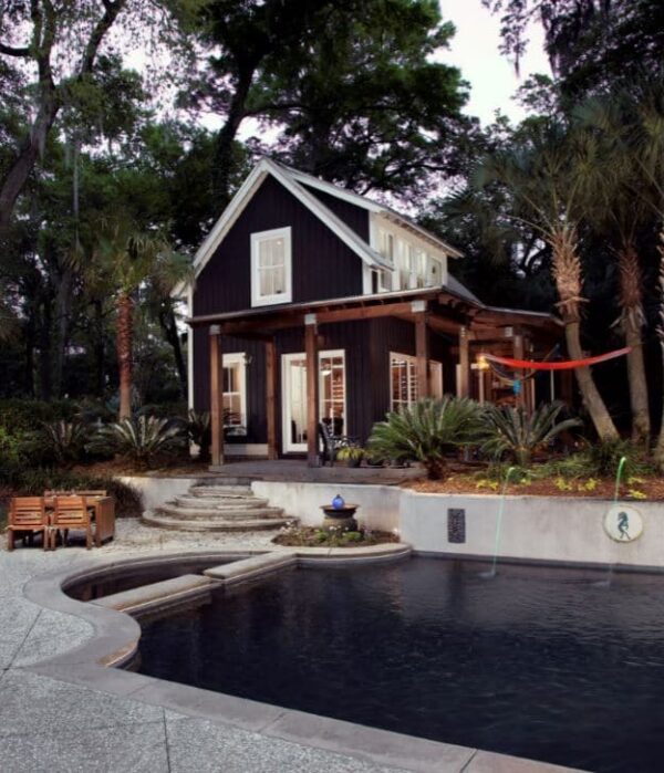 Pool Side Hideout - Image 3
