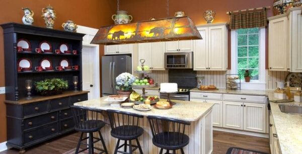 Whisper Creek Cottage - Image 13