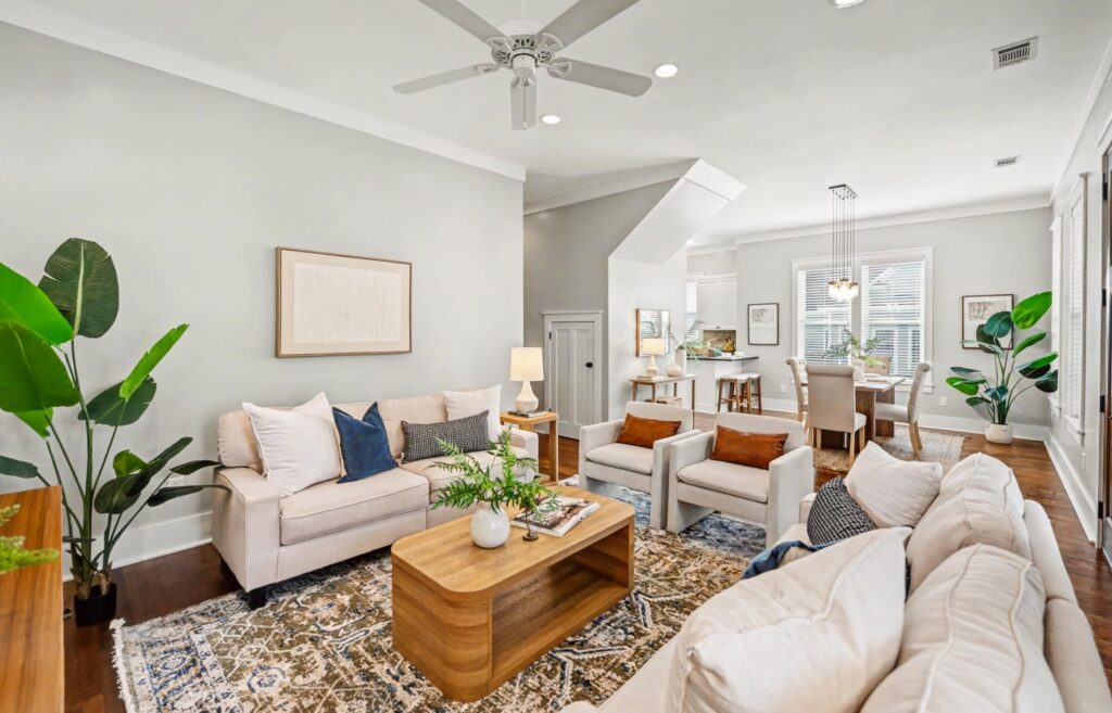 12_DSC08034-60-1.jpg-SMALL