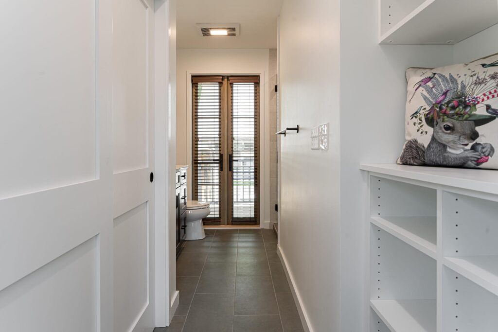 13-Fay-Jones-Black-Mountain-AL-print-020-089-Image20-4200x2803-300dpi