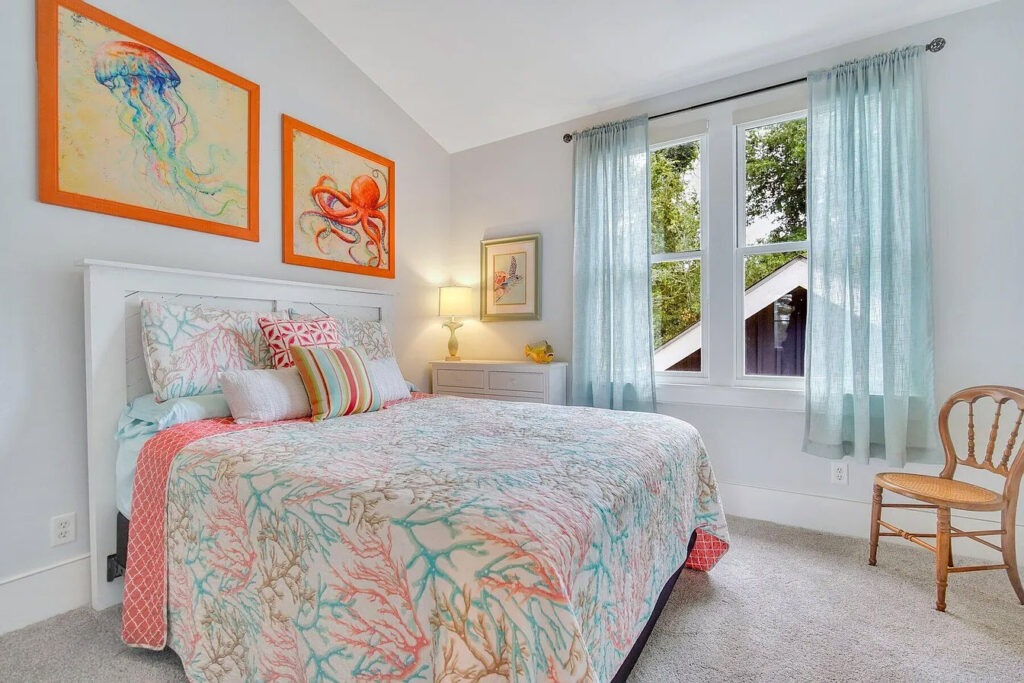 1b467b1b2bad6e2de404281edbedf56b-uncropped_scaled_within_1344_1008 copy