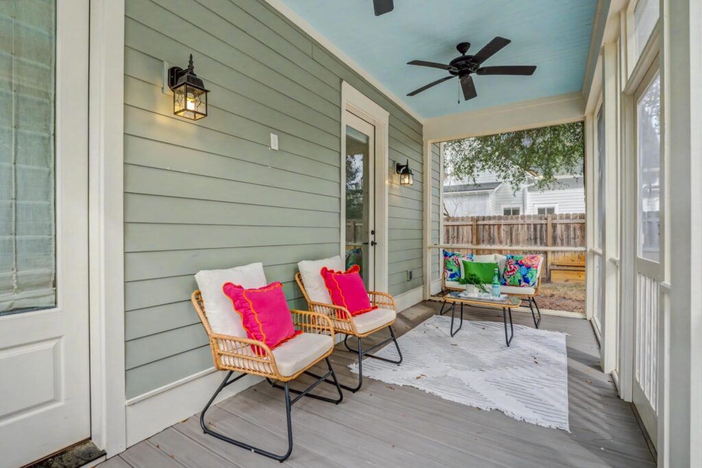 35_DSC08168-179-1.jpg-SMALL