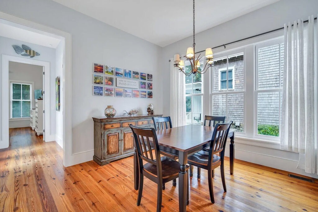 4af6b7c662ad7bff0d4d880ba5077daa-uncropped_scaled_within_1344_1008 copy