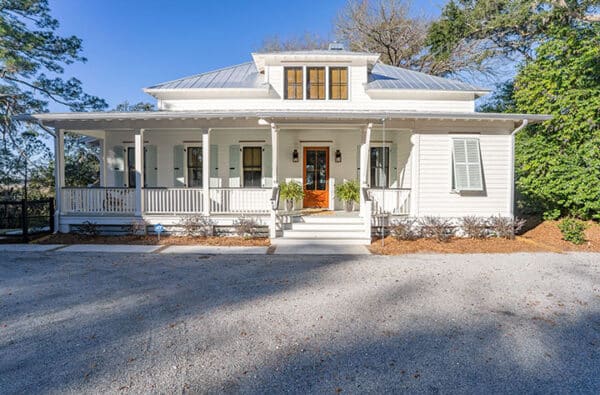 Oak Island Retreat (18386)